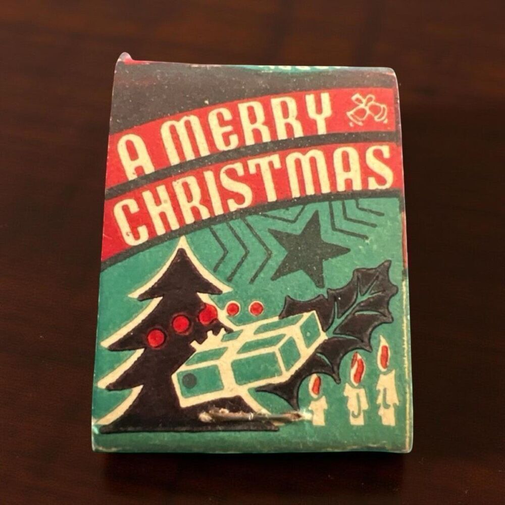 Vintage “Merry Christmas” B/G Foods Matchbook Unstruck